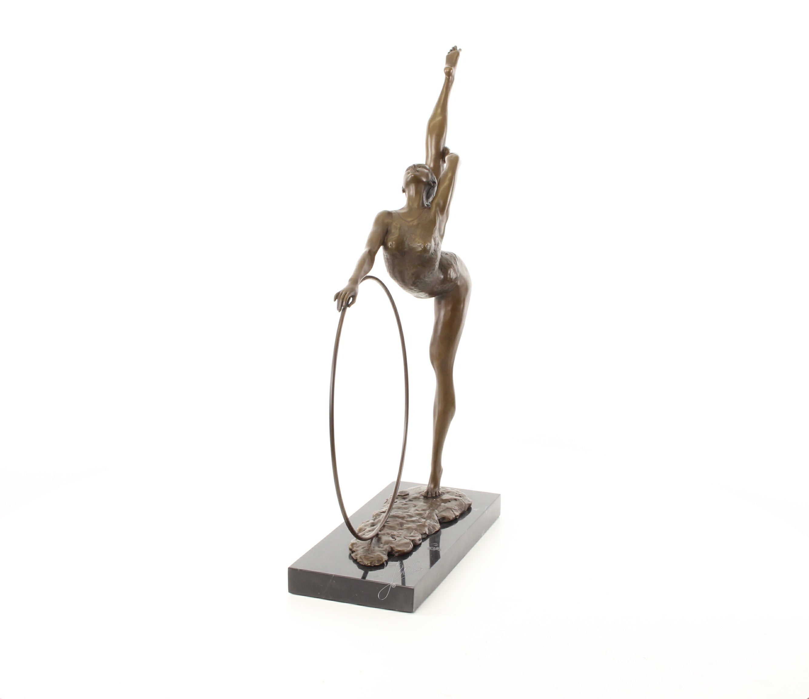 Bronzen hoepeldanseres sculptuur