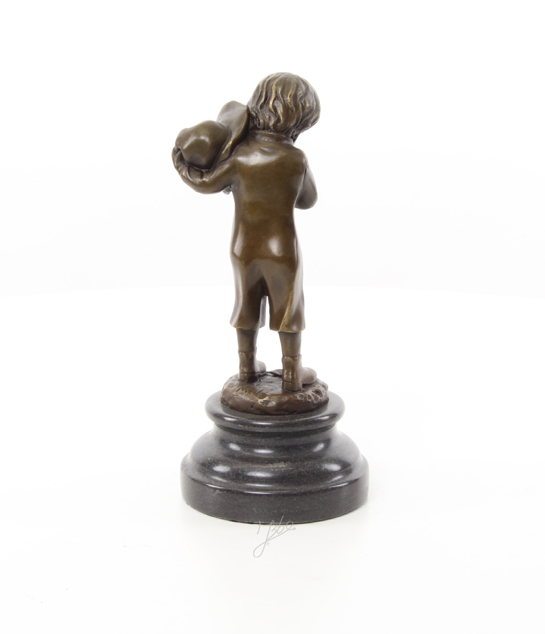 Bronzen jongen met sigaret – marmeren sokkel
