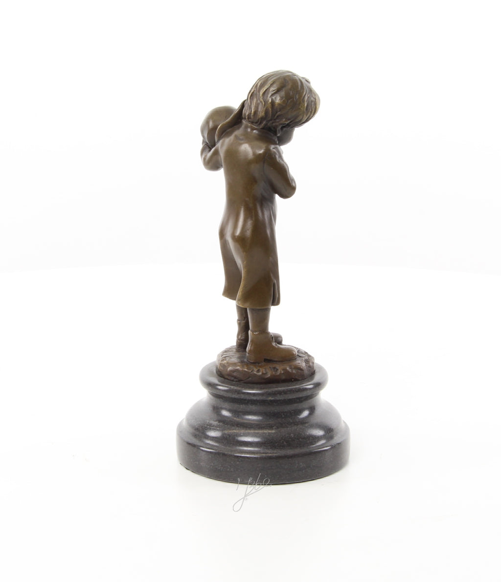 Bronzen jongen met sigaret – marmeren sokkel