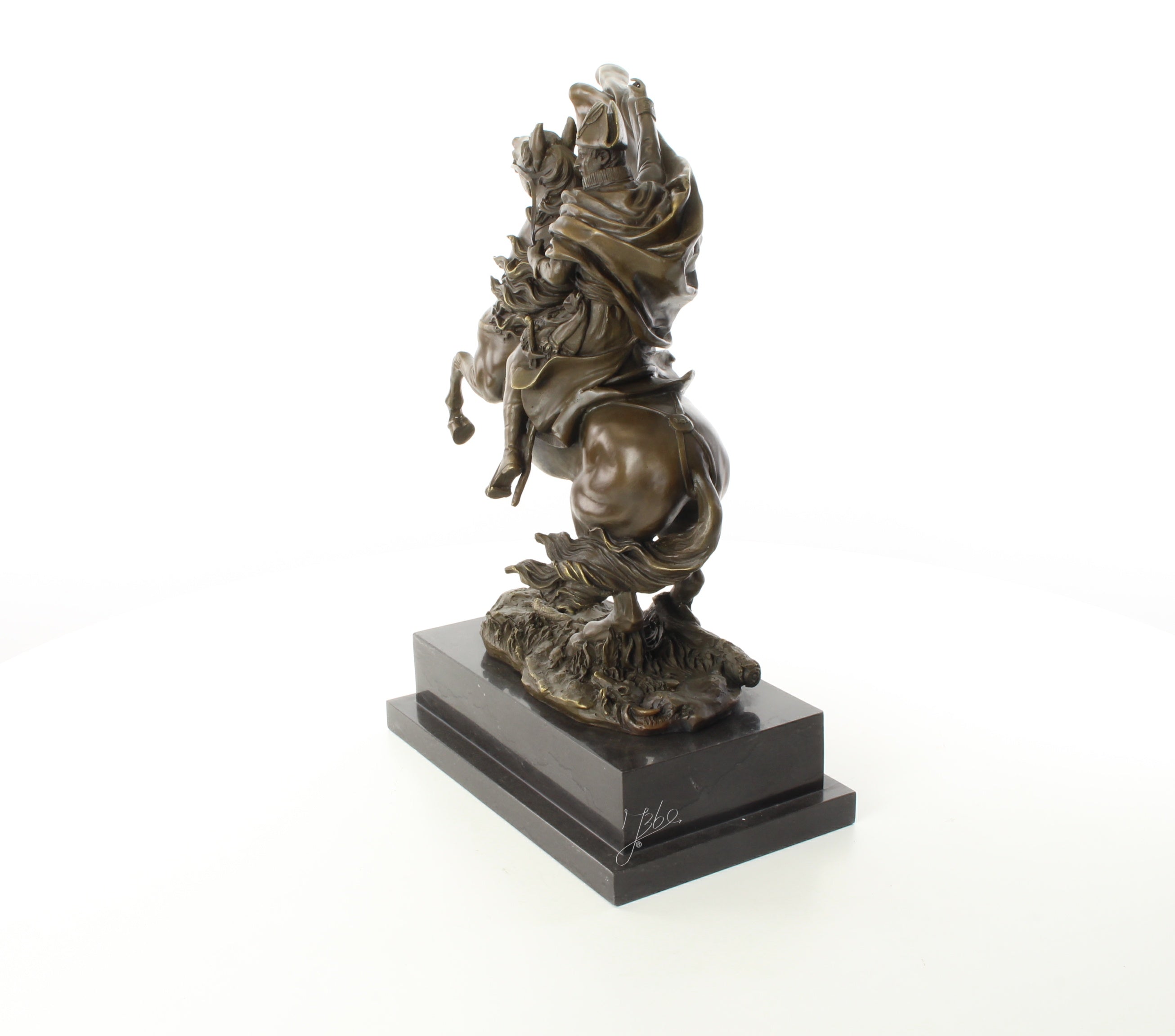 Napoleon steekt de Alpen over – Brons sculptuur op sokkel 43,5 cm
