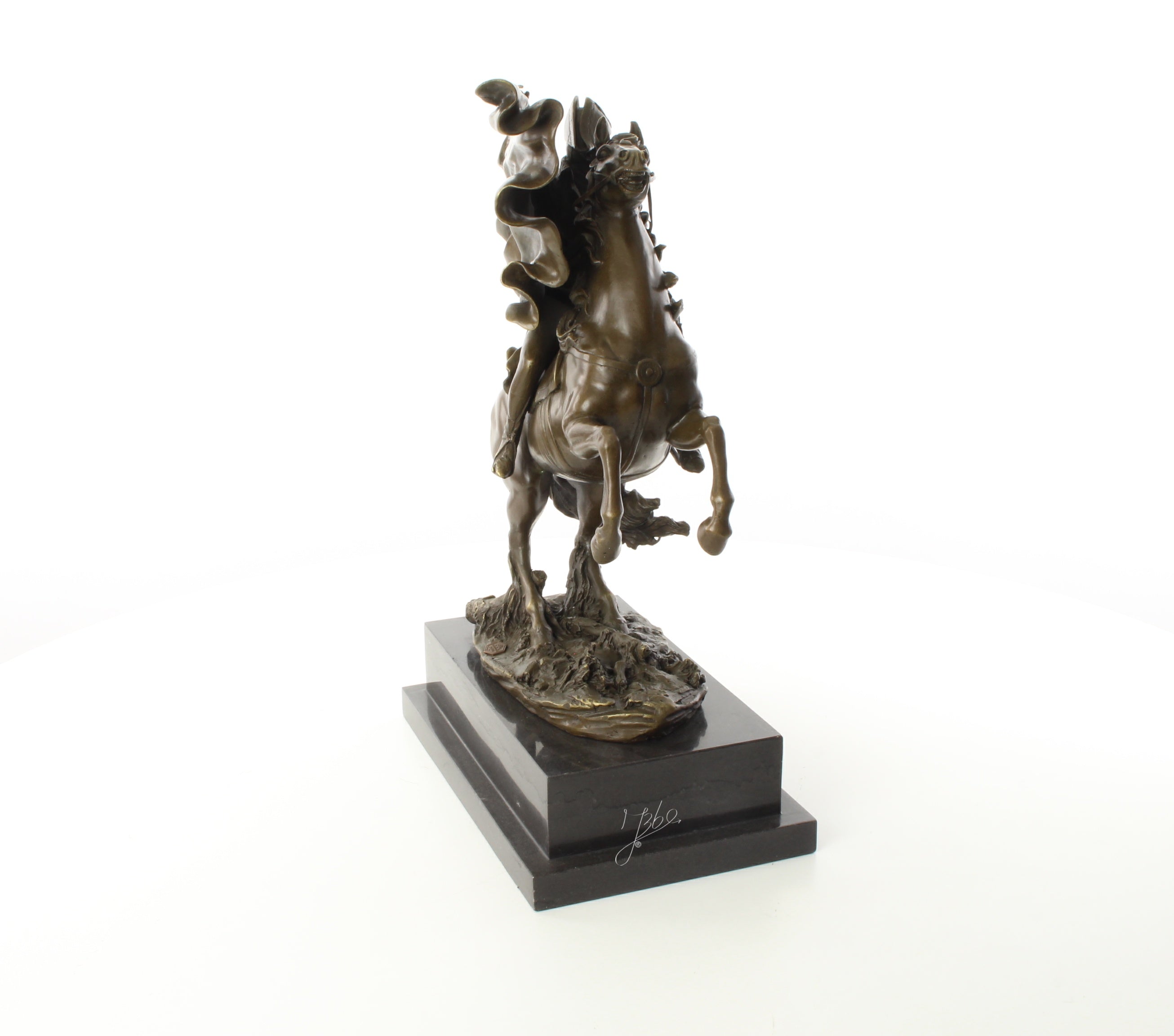 Napoleon steekt de Alpen over – Brons sculptuur op sokkel 43,5 cm