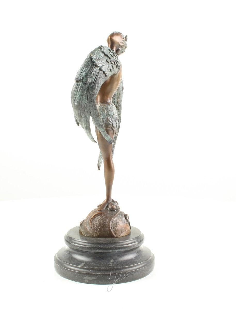 Gevleugelde man – Brons sculptuur op sokkel 31,7 cm