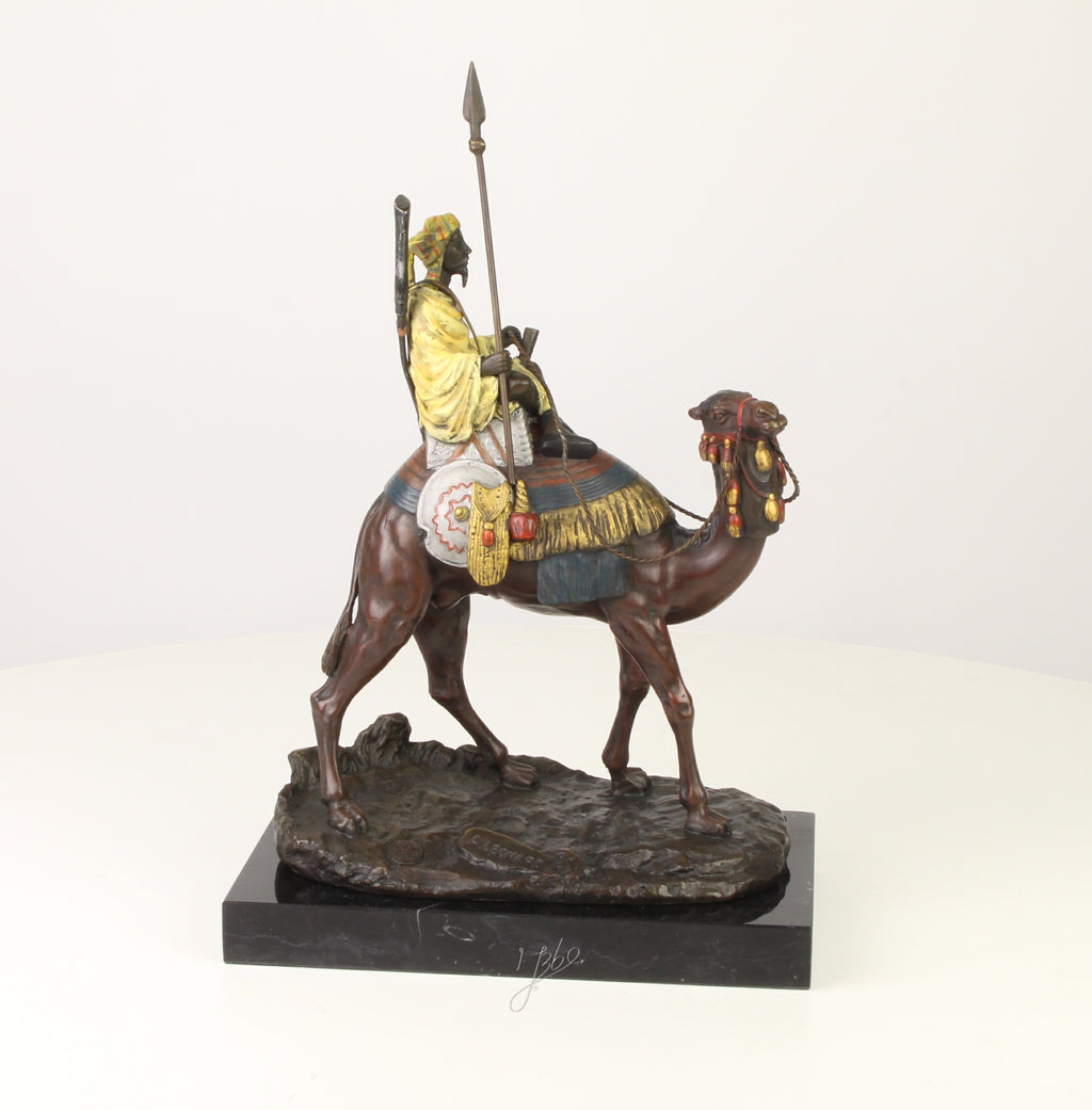 Dromedaris met ruiter – Bronzen sculptuur – 32 cm