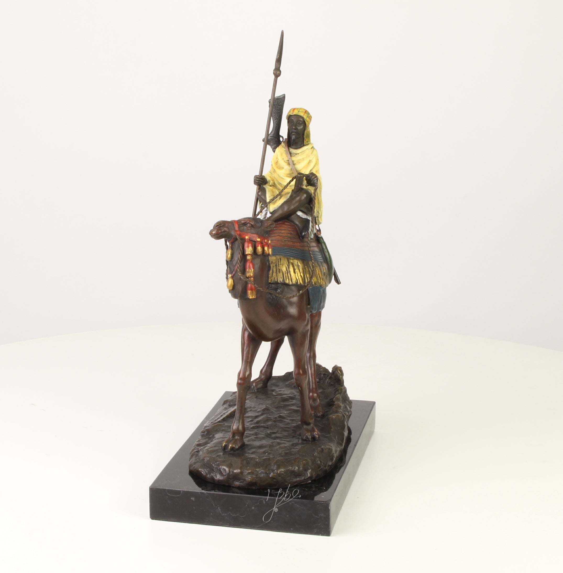 Dromedaris met ruiter – Bronzen sculptuur – 32 cm