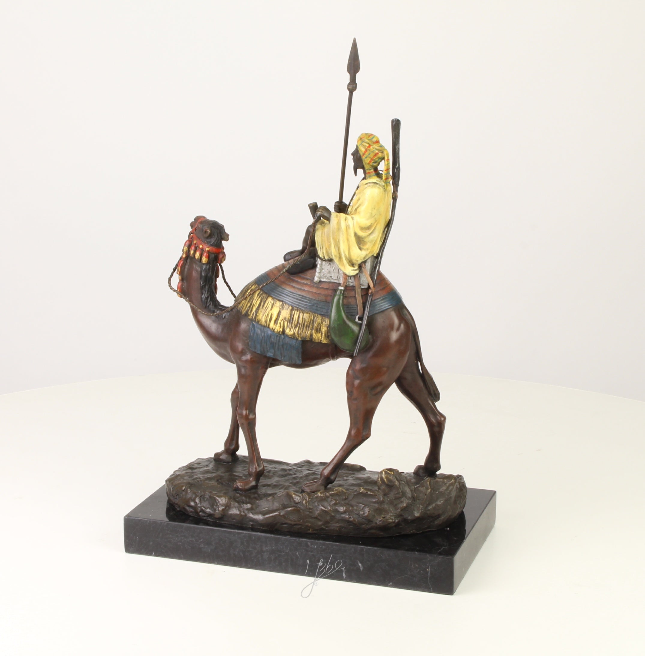 Dromedaris met ruiter – Bronzen sculptuur – 32 cm