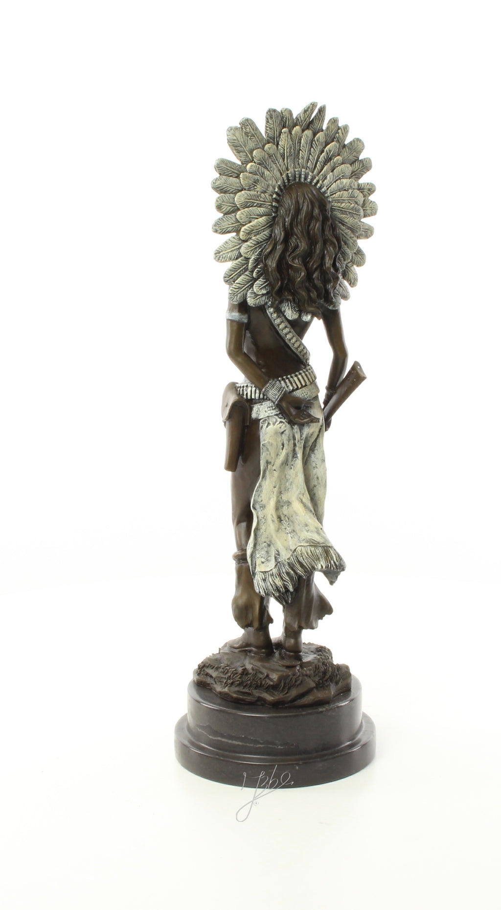 Inheemse vrouw – Bronzen sculptuur – 45,7 cm