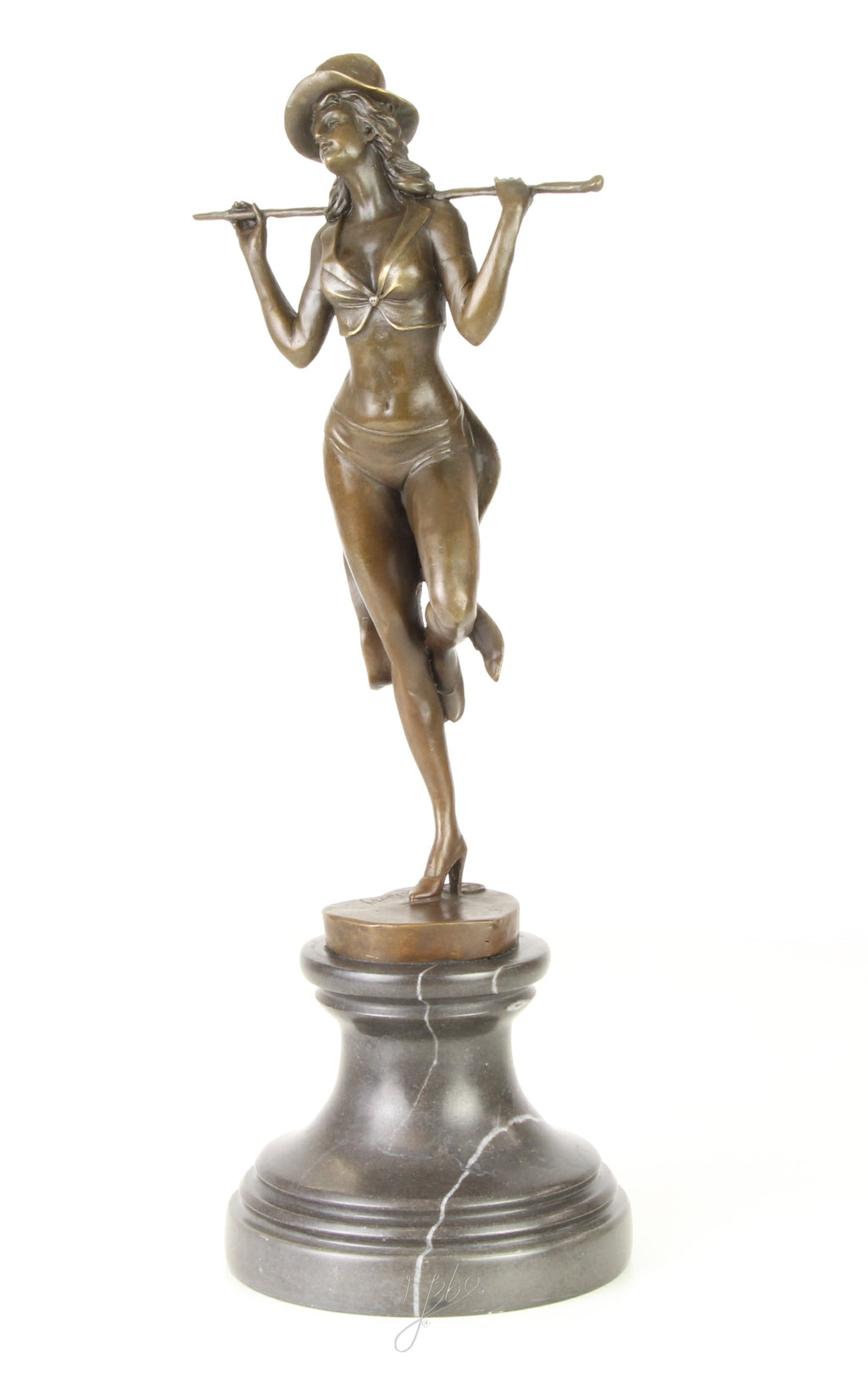 Revue danseres – Bronzen beeld, marmer – 38,2 cm