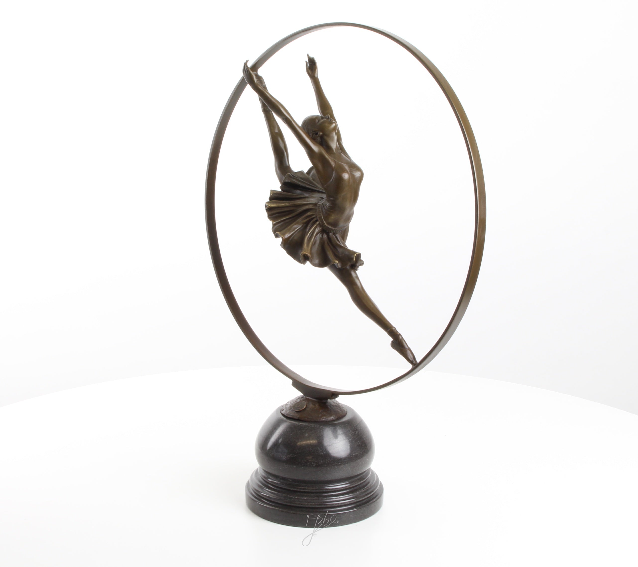Ringdanseres – Bronzen sculptuur – 48,8 cm