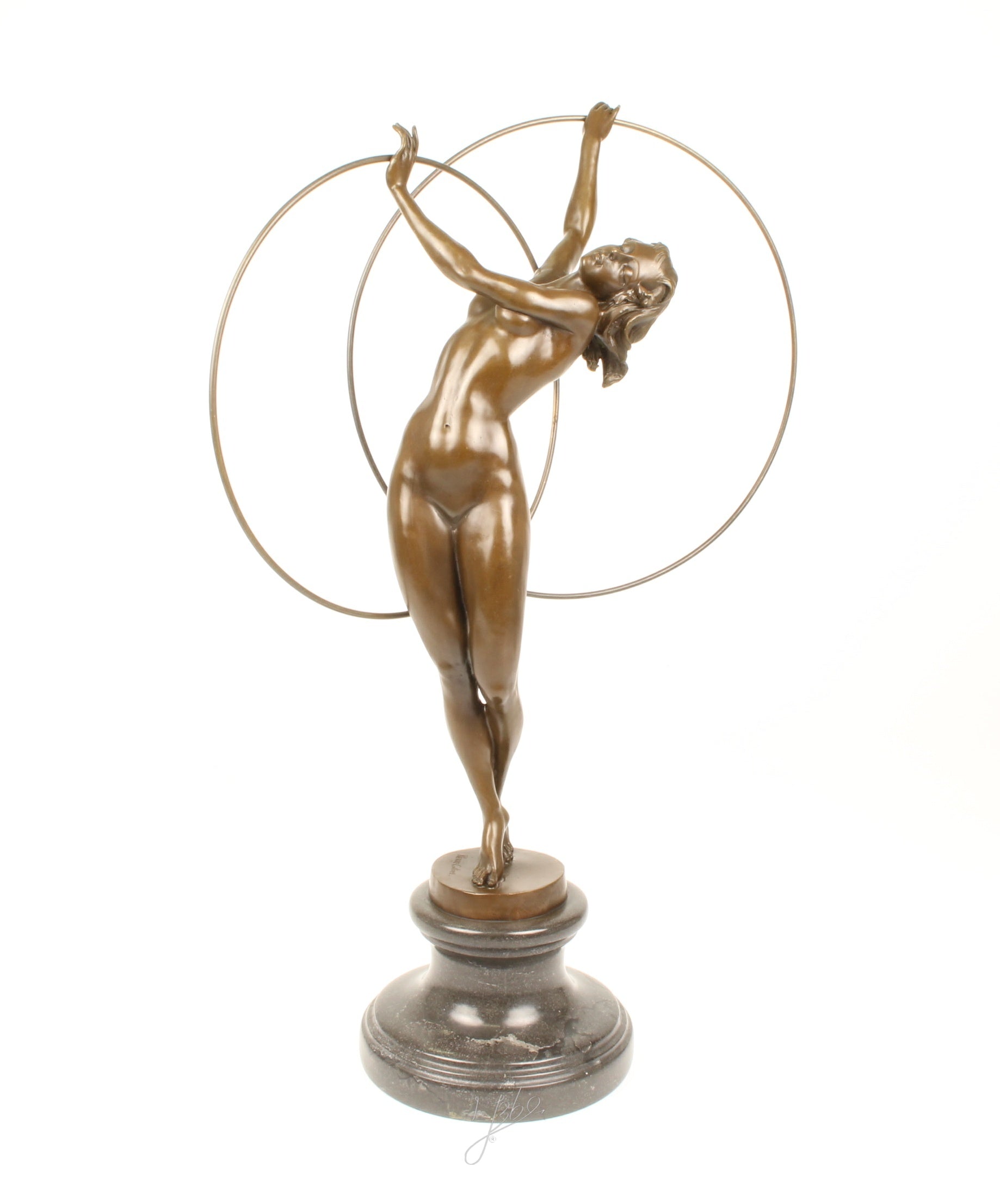 Hoepeldanseres – Bronzen sculptuur – 69,2 cm