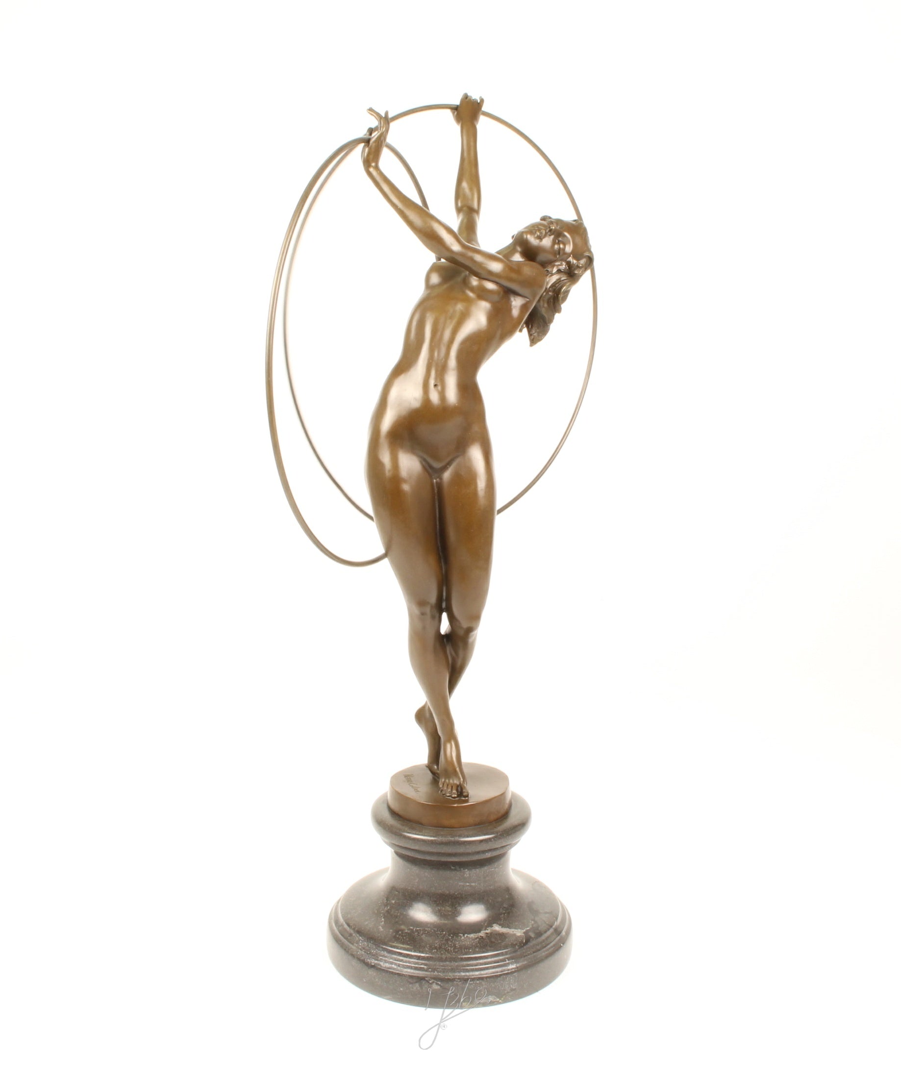 Hoepeldanseres – Bronzen sculptuur – 69,2 cm