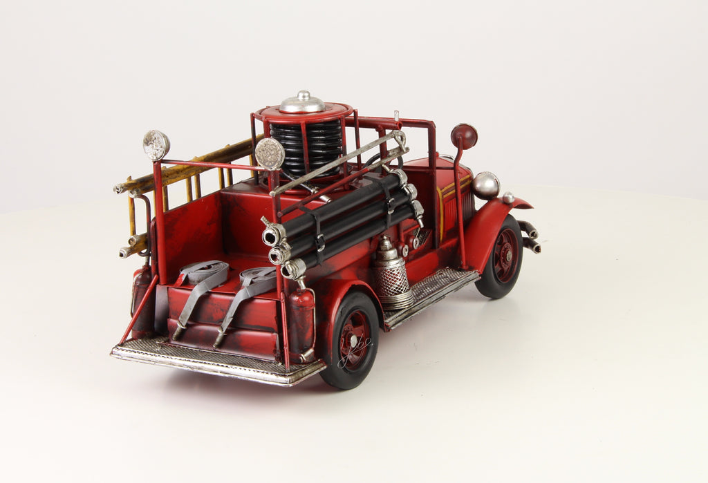 Brandweerauto – Blikmodel – 36,2 cm