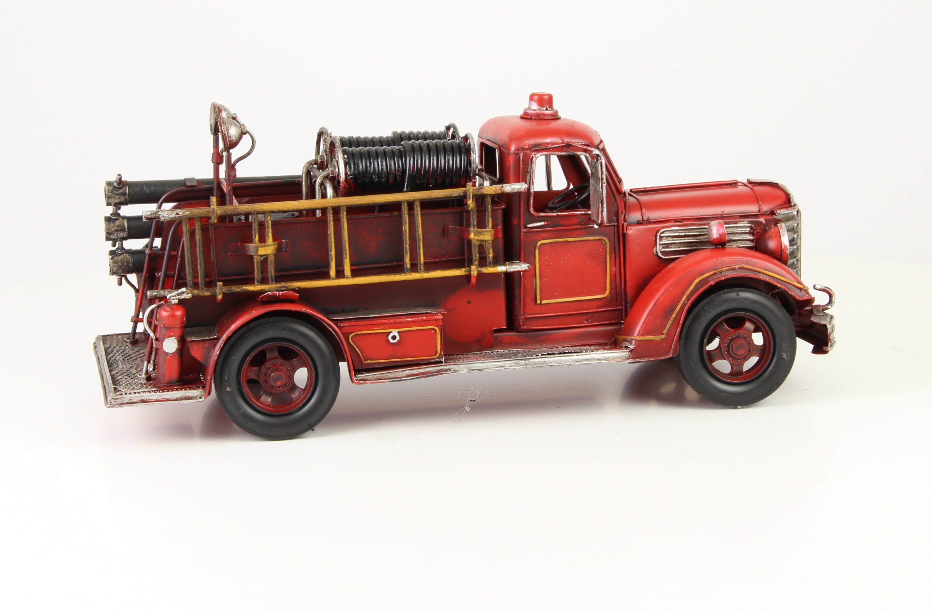 Brandweerauto – Blikmodel – 41,7 cm