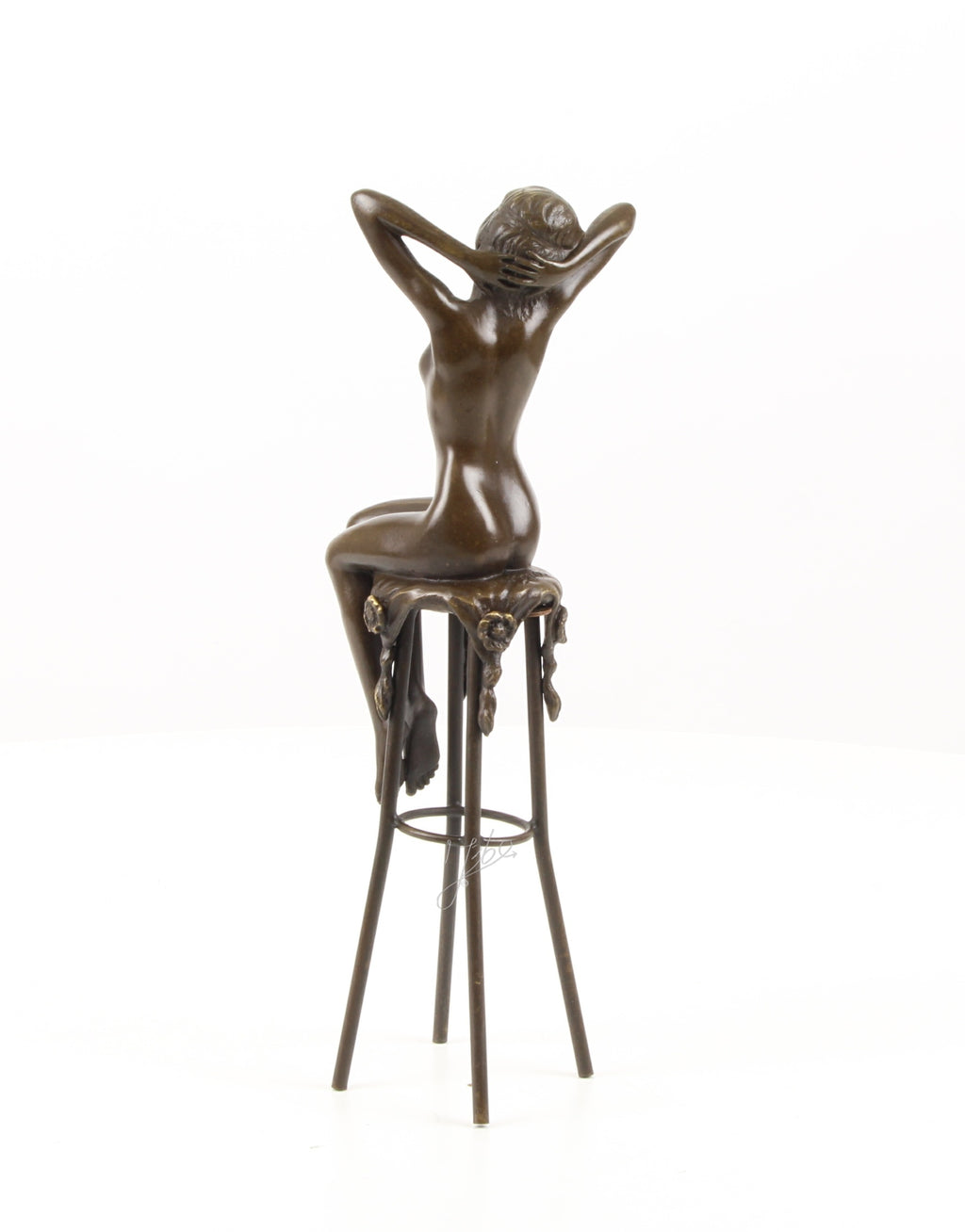 Bronzen sculptuur ‘Awakening’ – zittende vrouw