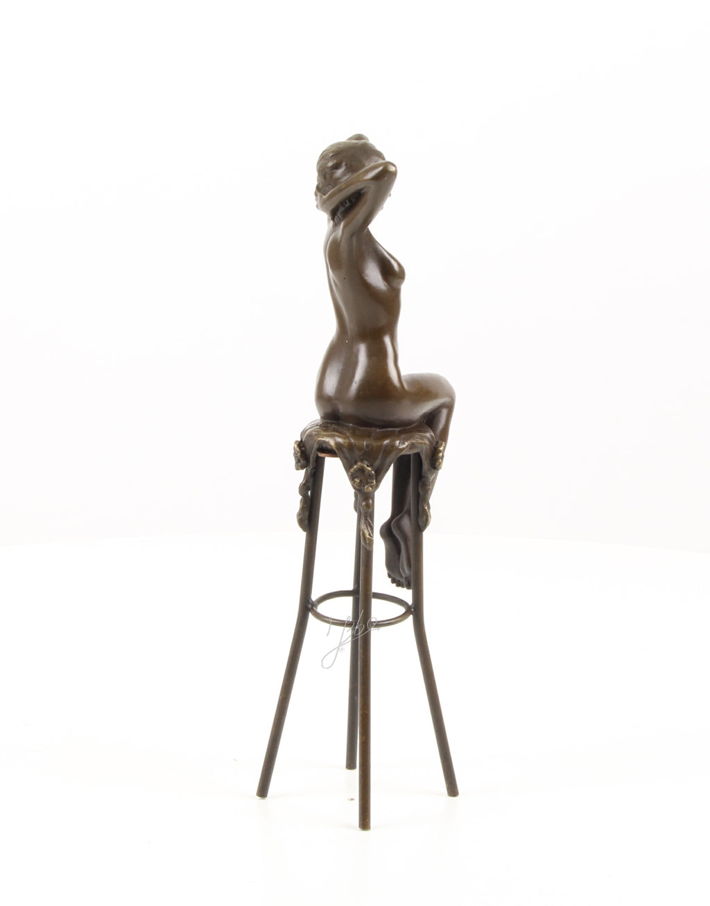 Bronzen sculptuur ‘Awakening’ – zittende vrouw