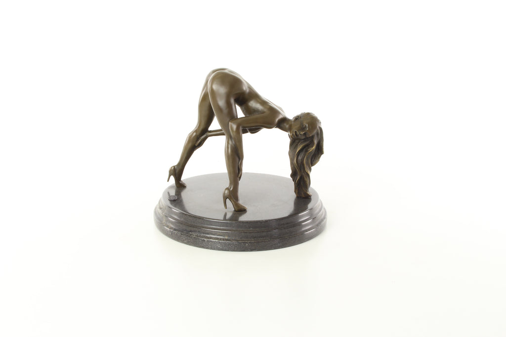 Vrouwelijk naakt – Bronzen sculptuur – 18,1 cm