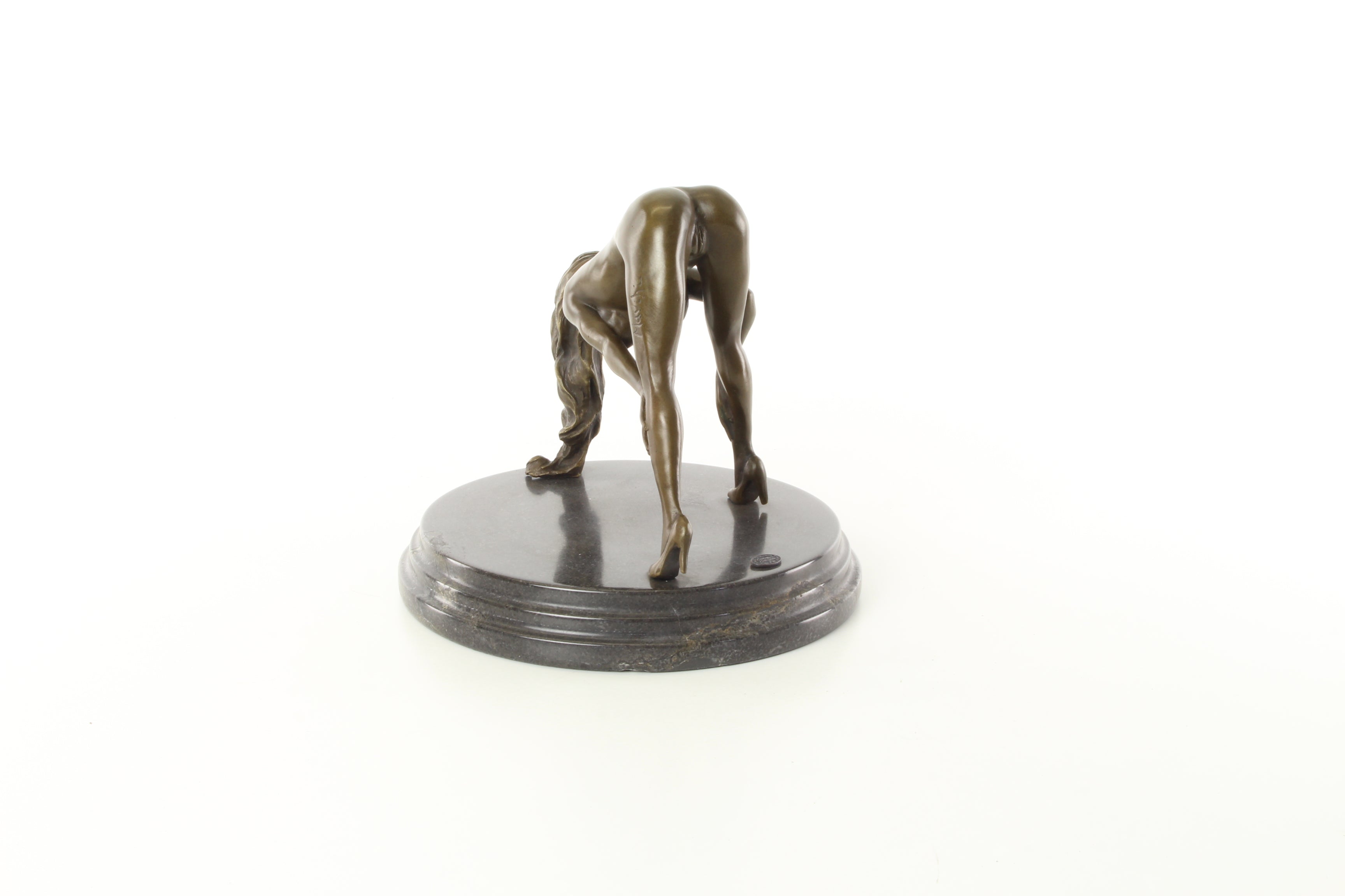 Vrouwelijk naakt – Bronzen sculptuur – 18,1 cm