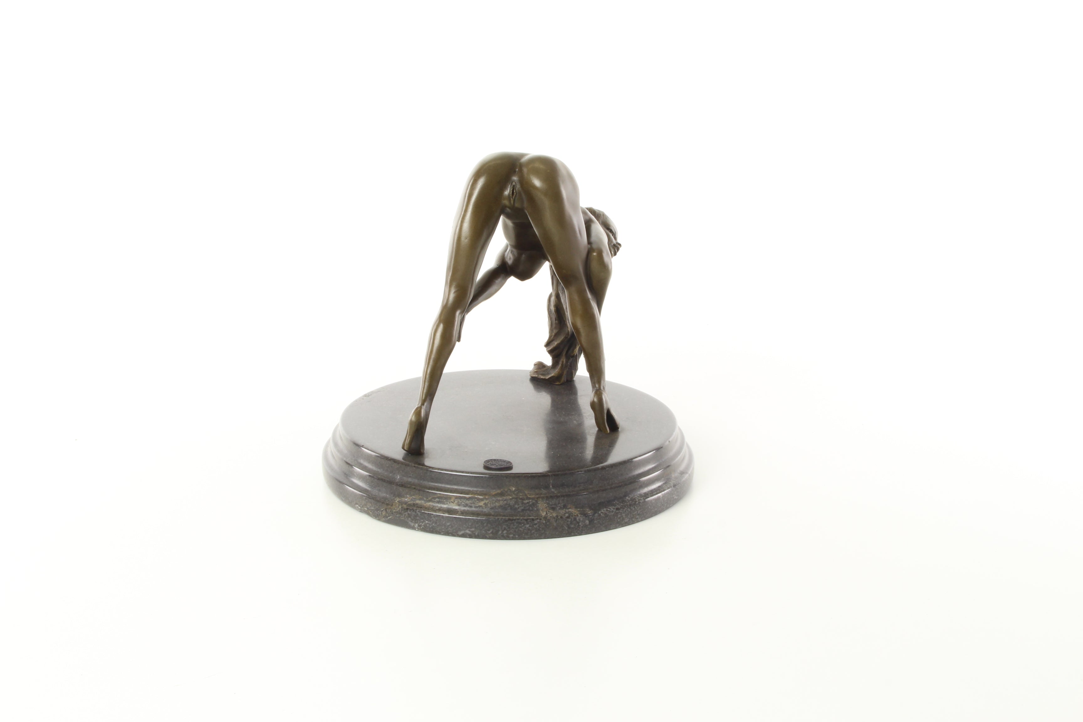 Vrouwelijk naakt – Bronzen sculptuur – 18,1 cm