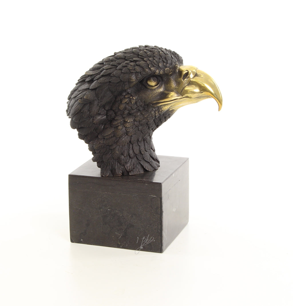 Bronzen Adelaarskop op Marmeren Sokkel
