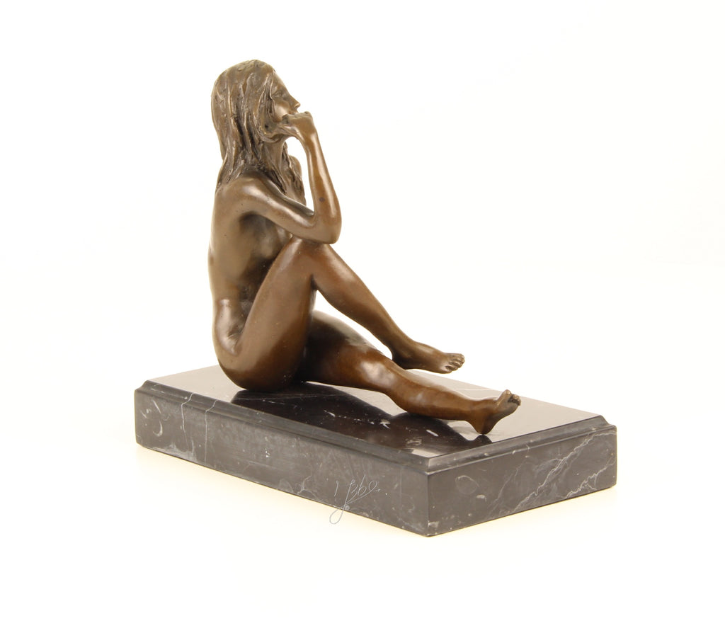 Zittende naakt – Bronzen sculptuur – 19 cm