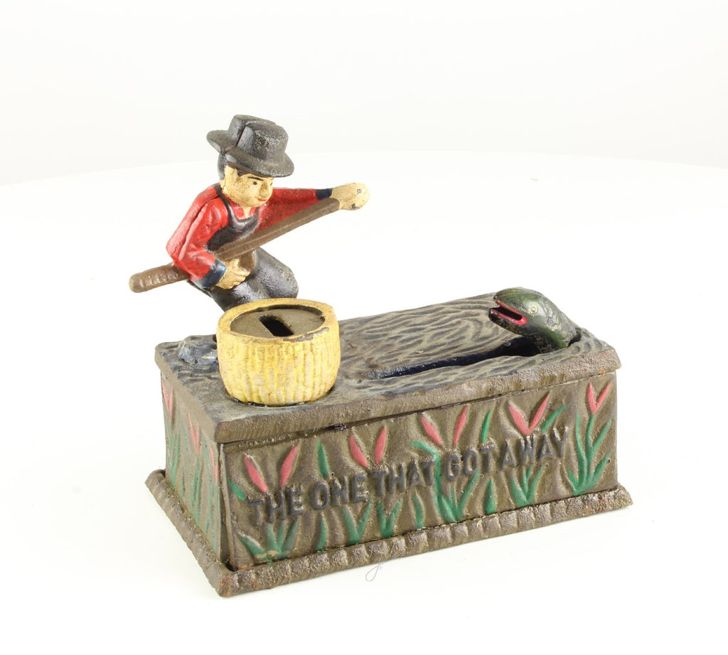 Visser – Gietijzer mechanische spaarpot – 15,5 cm