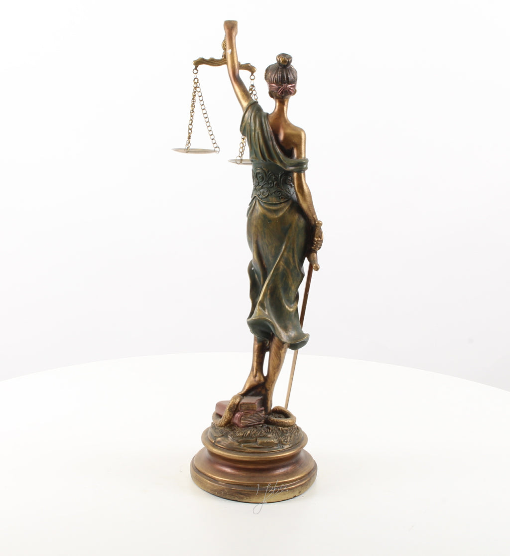 Vrouwe Justitia – Resin sculptuur