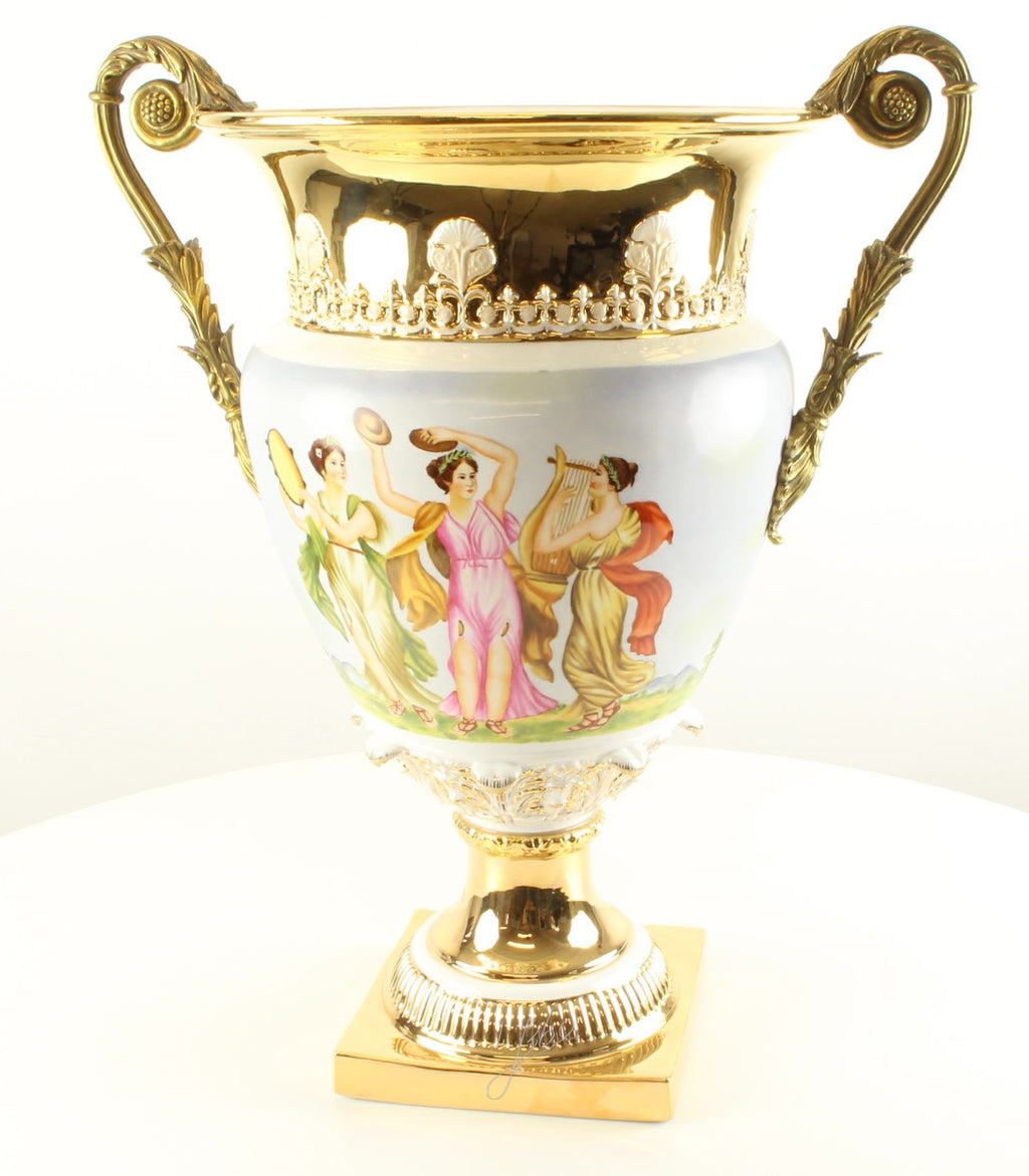 Porseleinen vaas/urn met bronzen monturen