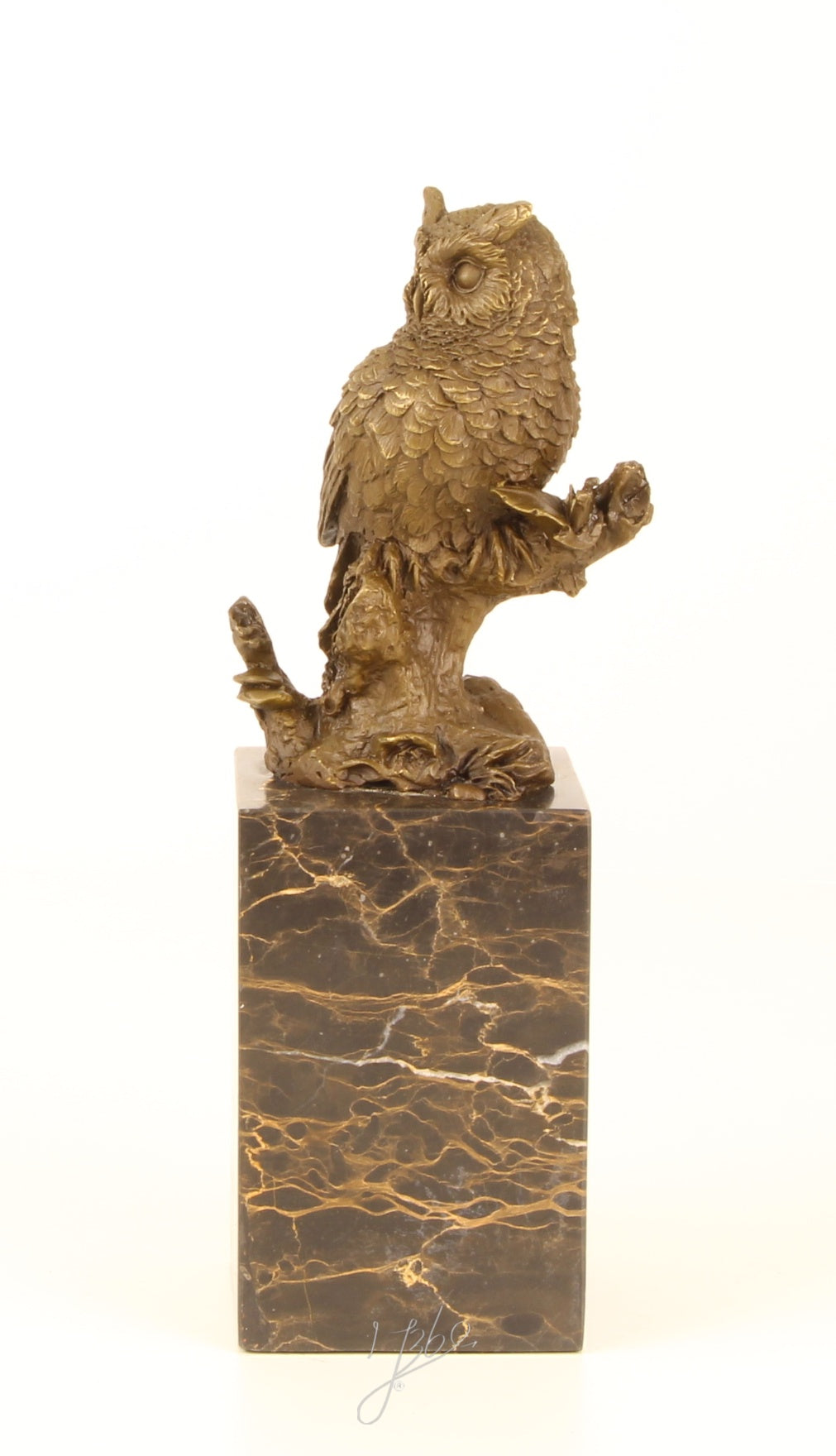Bronzen sculptuur ‘Ransuil’ op marmeren sokkel