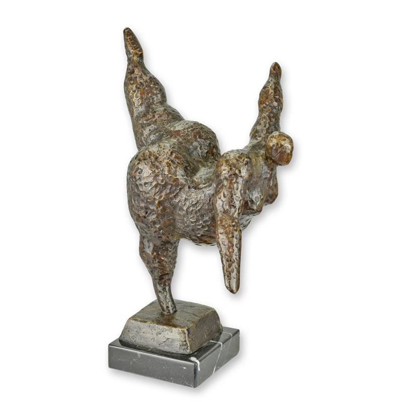 A MODERNIST BRONZE SCULPTURE OF A FEMALE NUDE DANCER