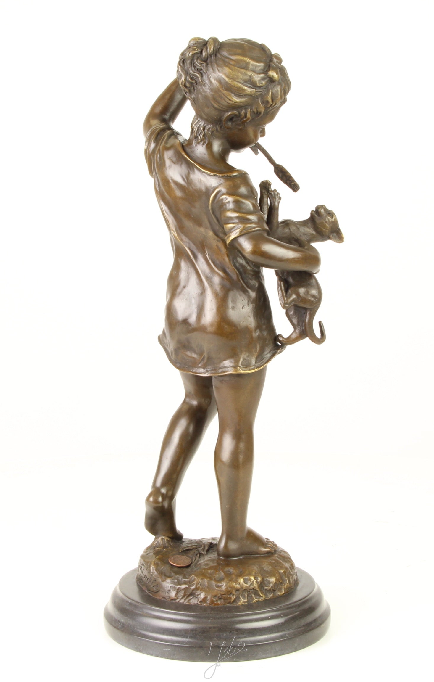 Girl with Cat - Bronze sculpture - 39 cm