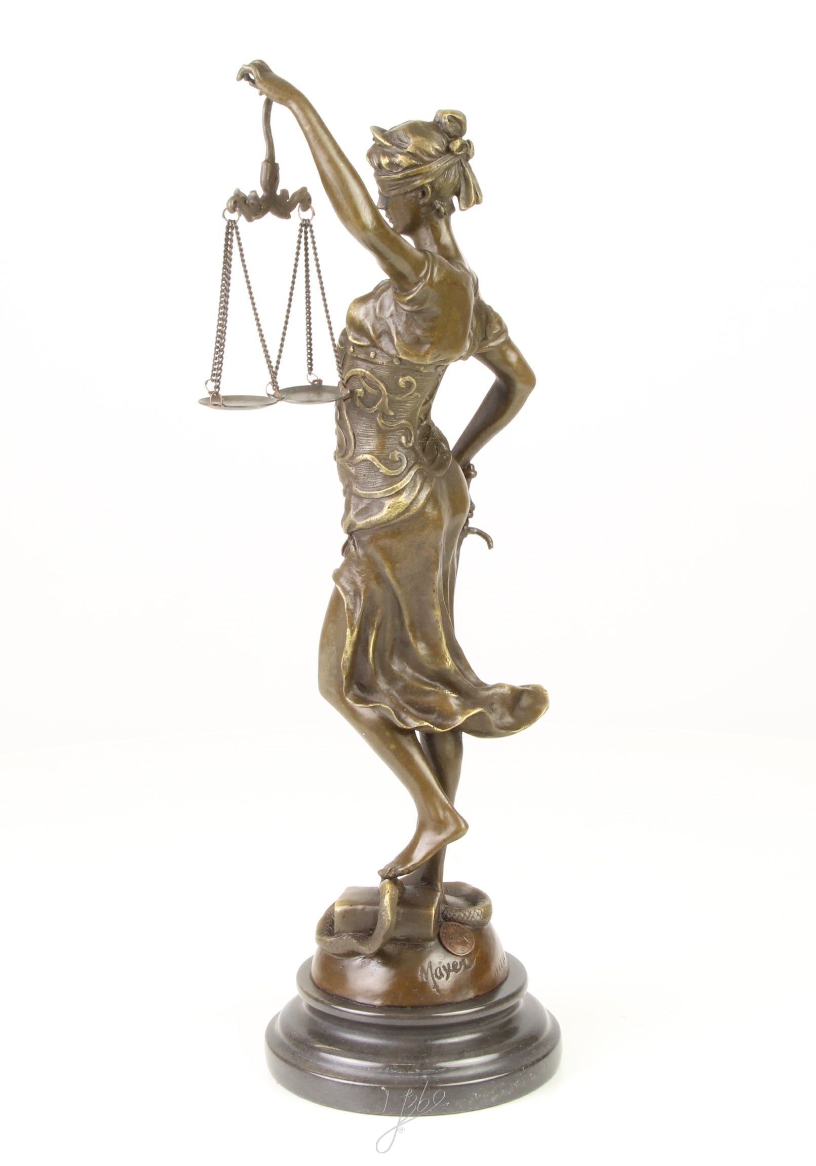 Bronzen Vrouwe Justitia – met zwaard en weegschaal