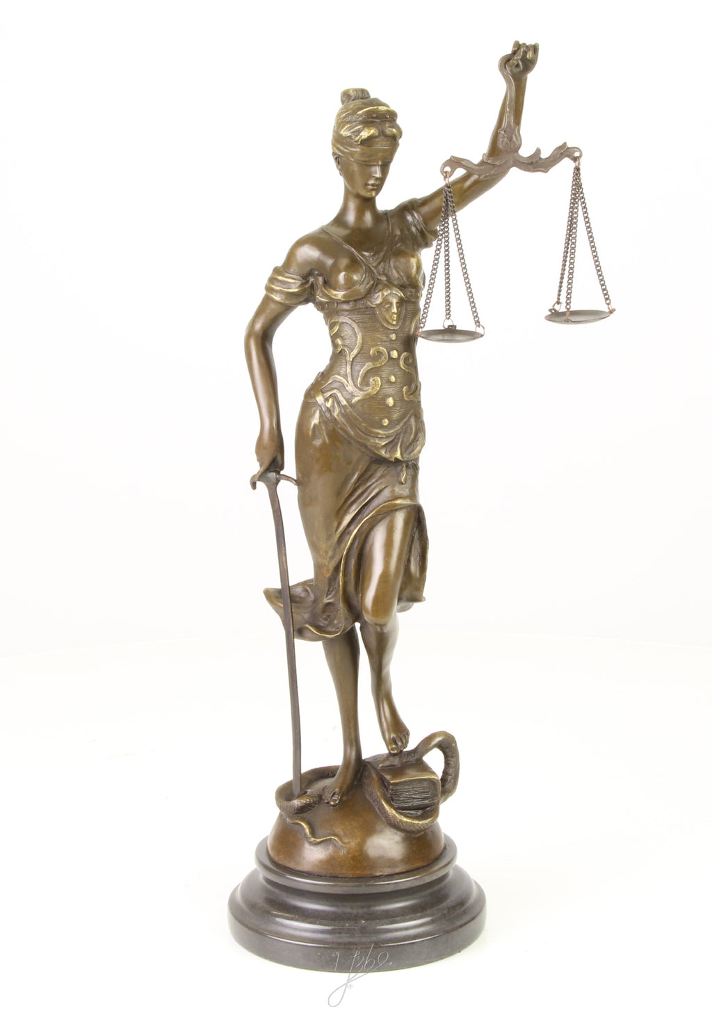 Bronzen Vrouwe Justitia – met zwaard en weegschaal