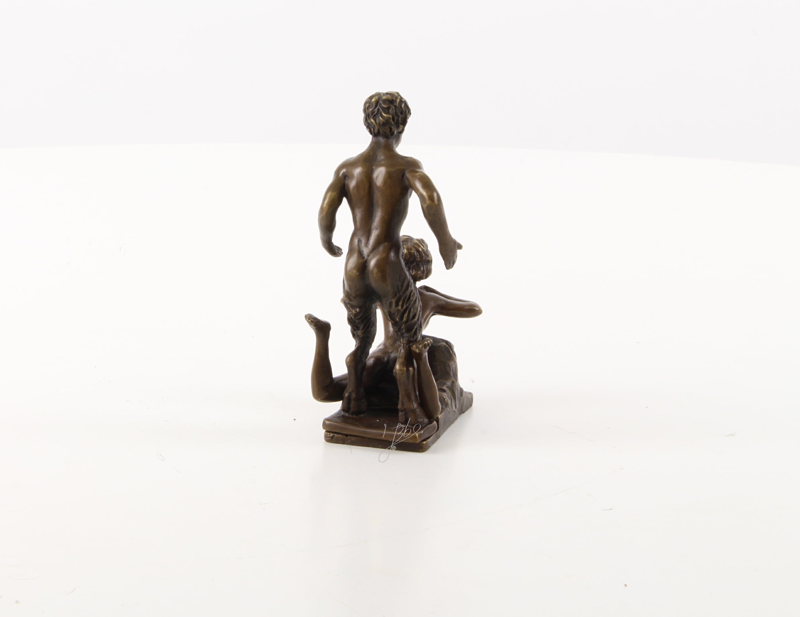 Satyr met vrouw – Bronzen erotisch beeld – 10 cm