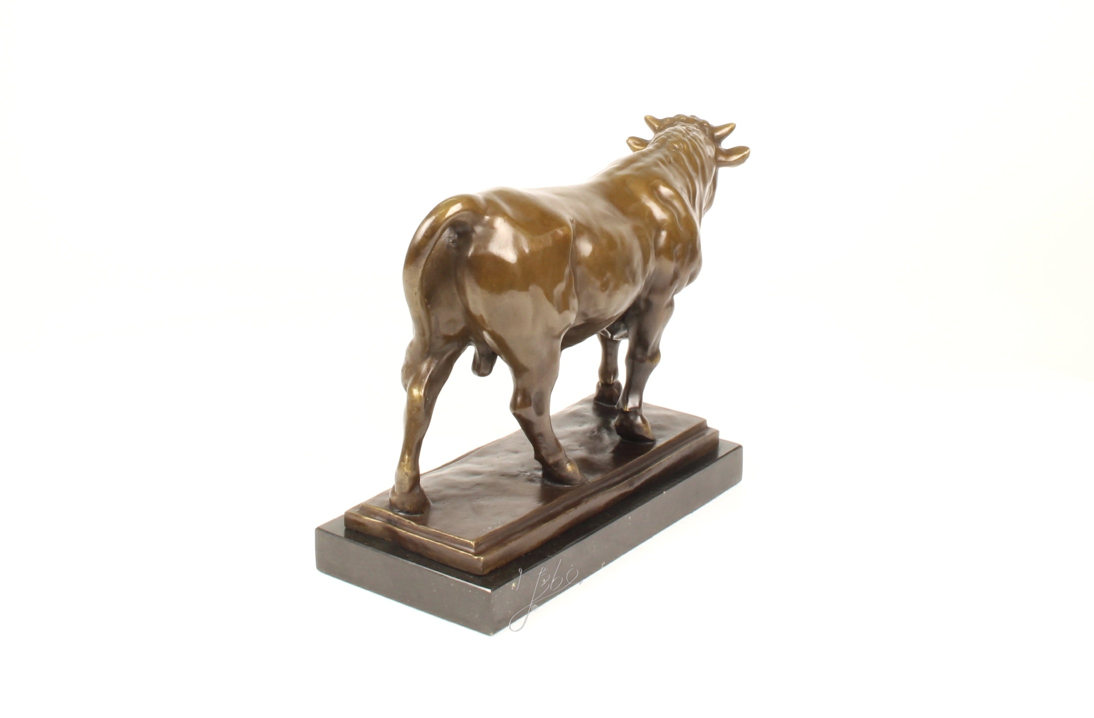 Bronzen stier sculptuur