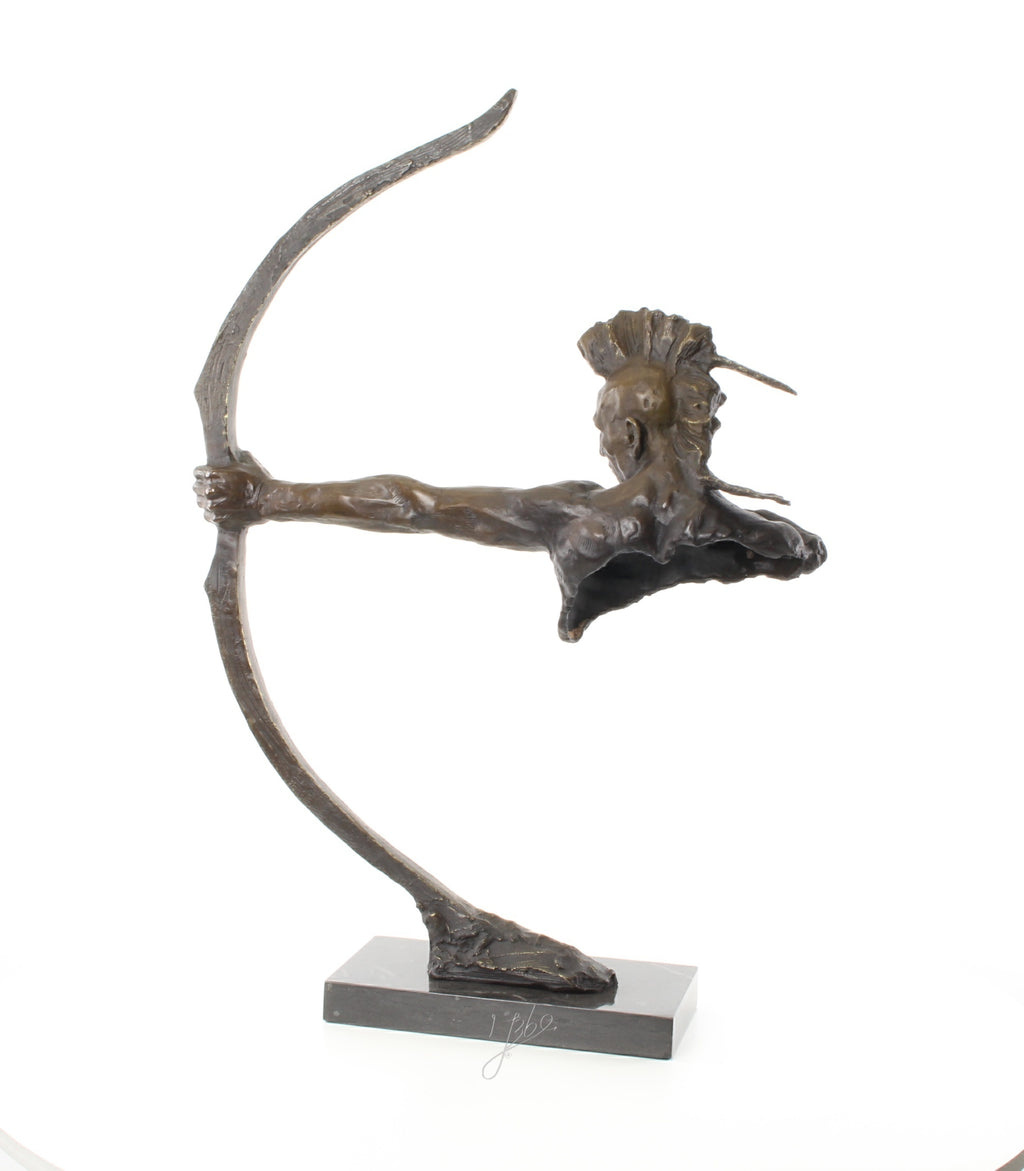 Mohawk Warrior – Bronze statue, marble – 85.7 cm