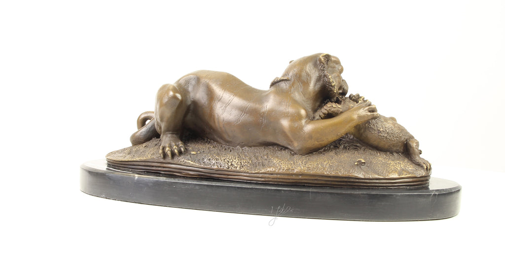 Tijger met gaviaal – Bronzen sculptuur