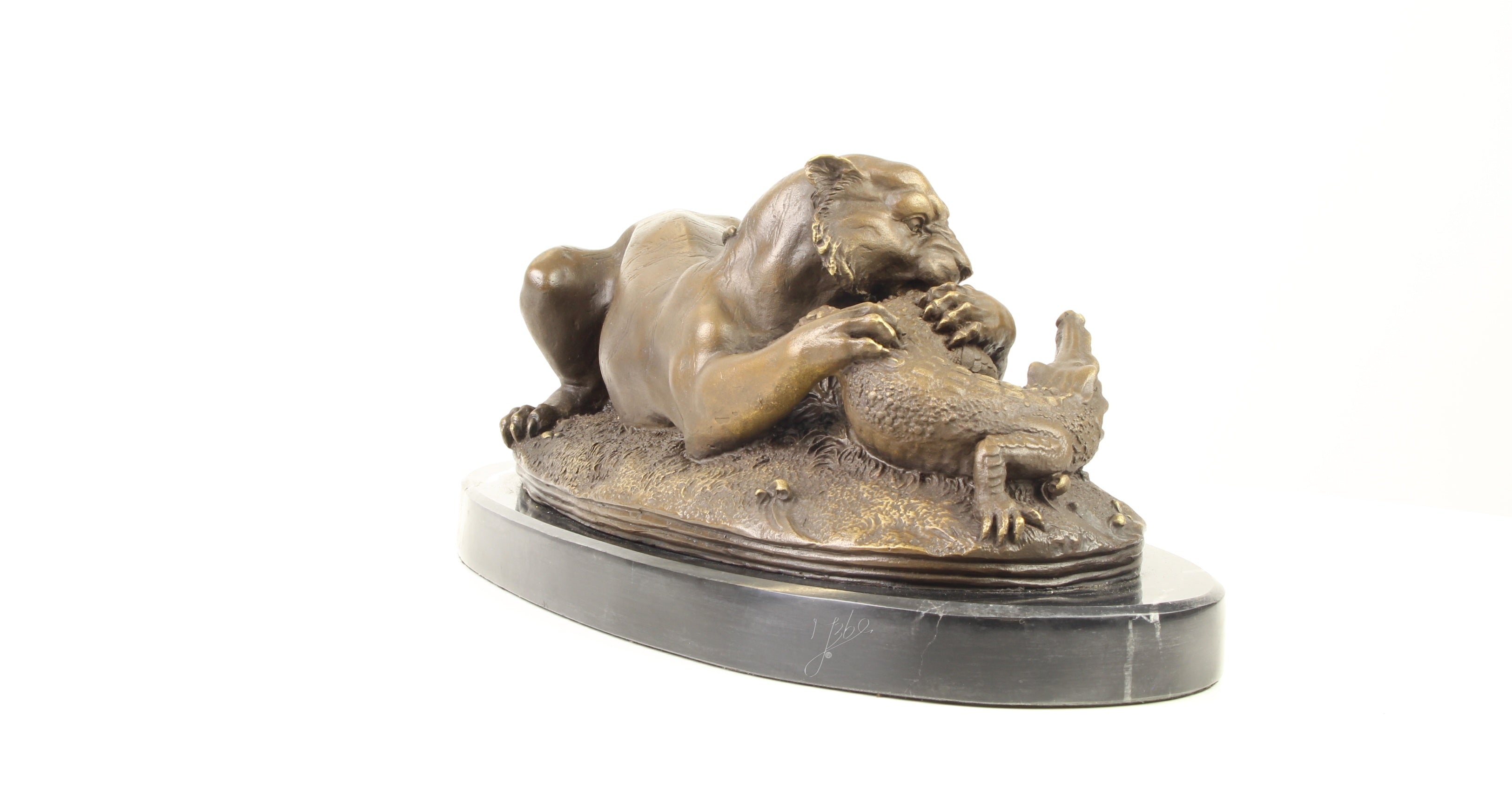 Tijger met gaviaal – Bronzen sculptuur