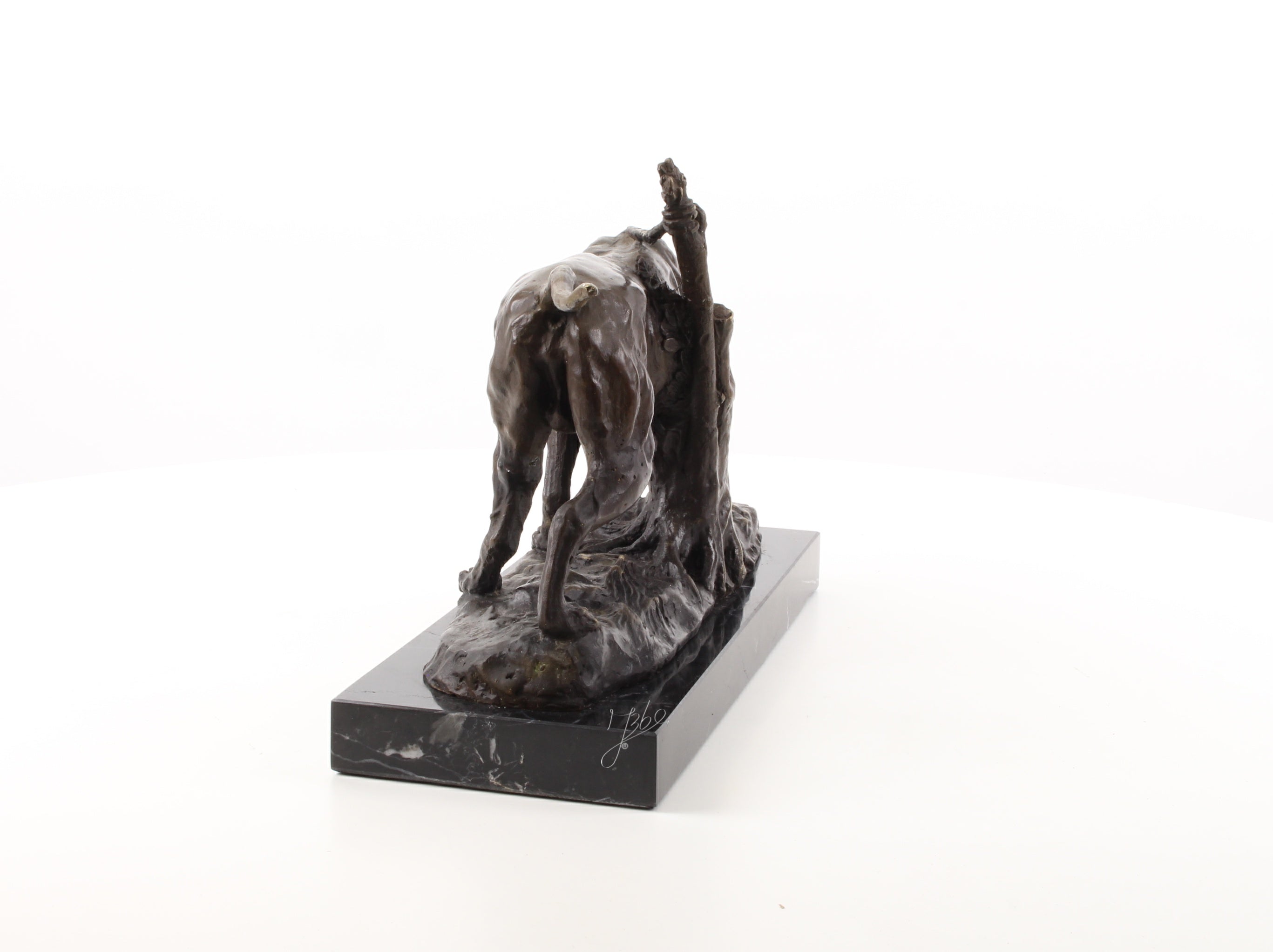 Jachthond – Bronzen sculptuur