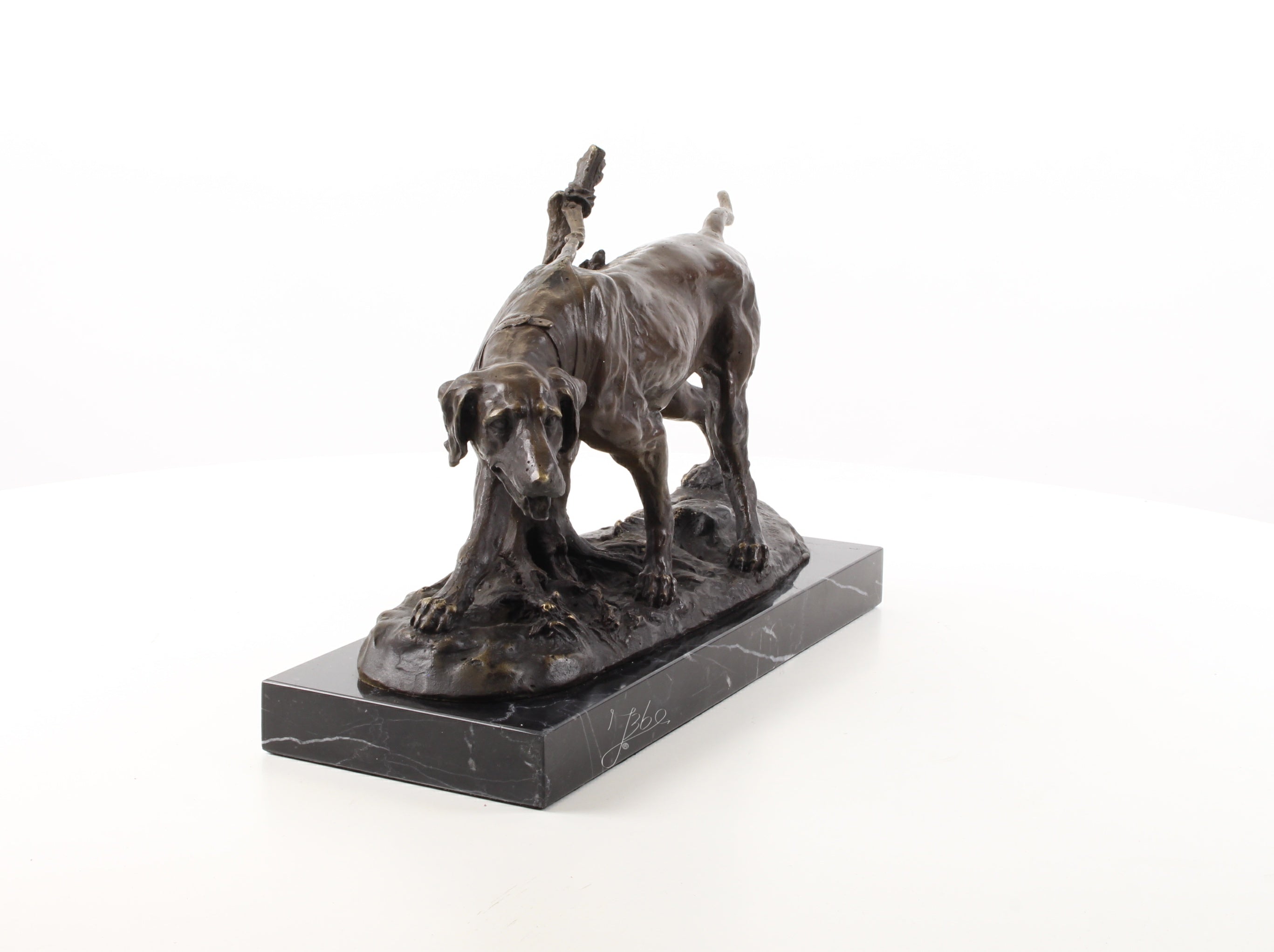 Jachthond – Bronzen sculptuur