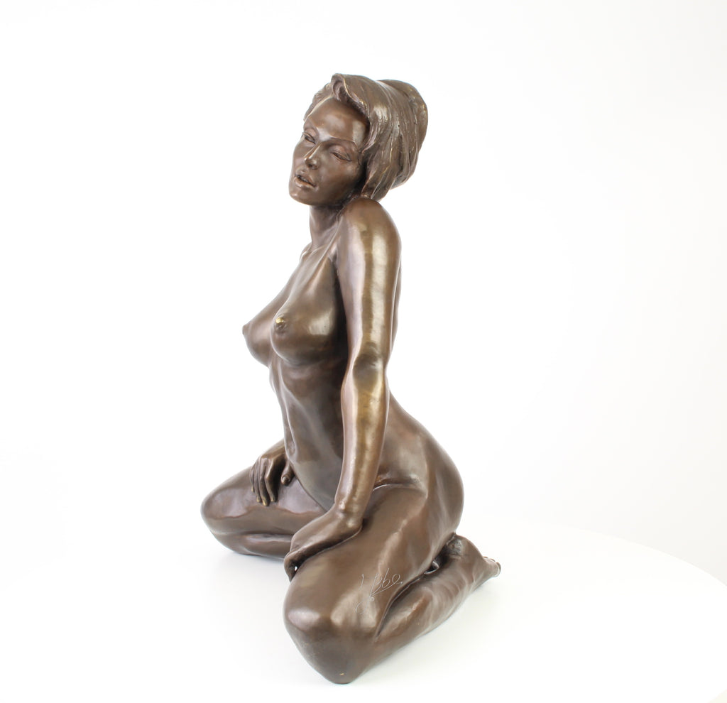 Bronzen erotisch vrouwenbeeld – groot naakt sculptuur