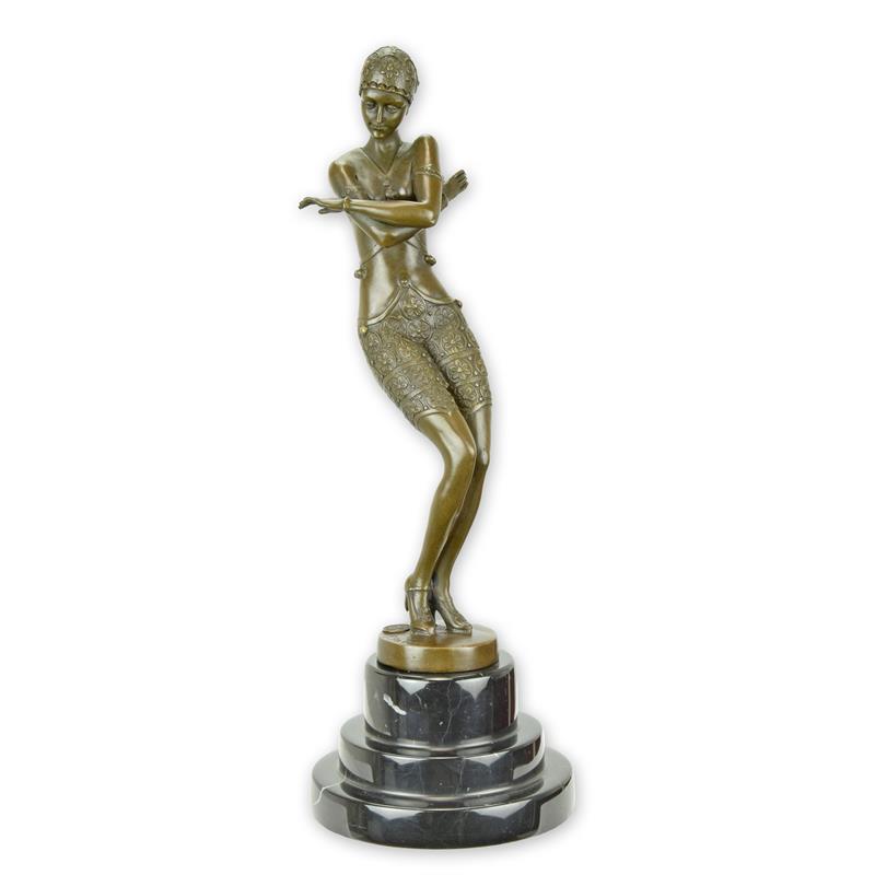 Bronzen beeld van danseres op marmeren sokkel, bruin patina – 37,6 cm – VntiQue
