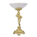 Geslepen glazen schaal op goudkleurige bronzen stand met klassieke figurine, 56,4 cm – Ø 32,7 cm