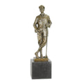Bronzen sculptuur golfer met bruine patina op marmeren sokkel – 32 cm – VntiQue