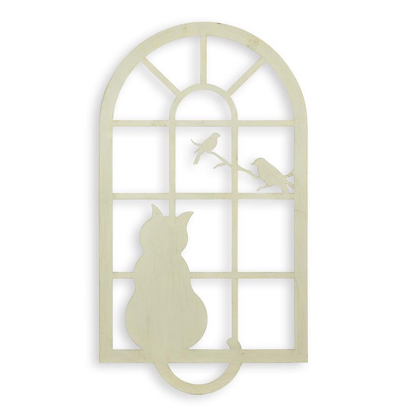 Wit ijzeren wanddecor met kat die naar twee vogels kijkt in raamvormig kader