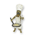 Bronzen sculptuur mopshond kok met pan en gekleurde details – 11 cm – VntiQue