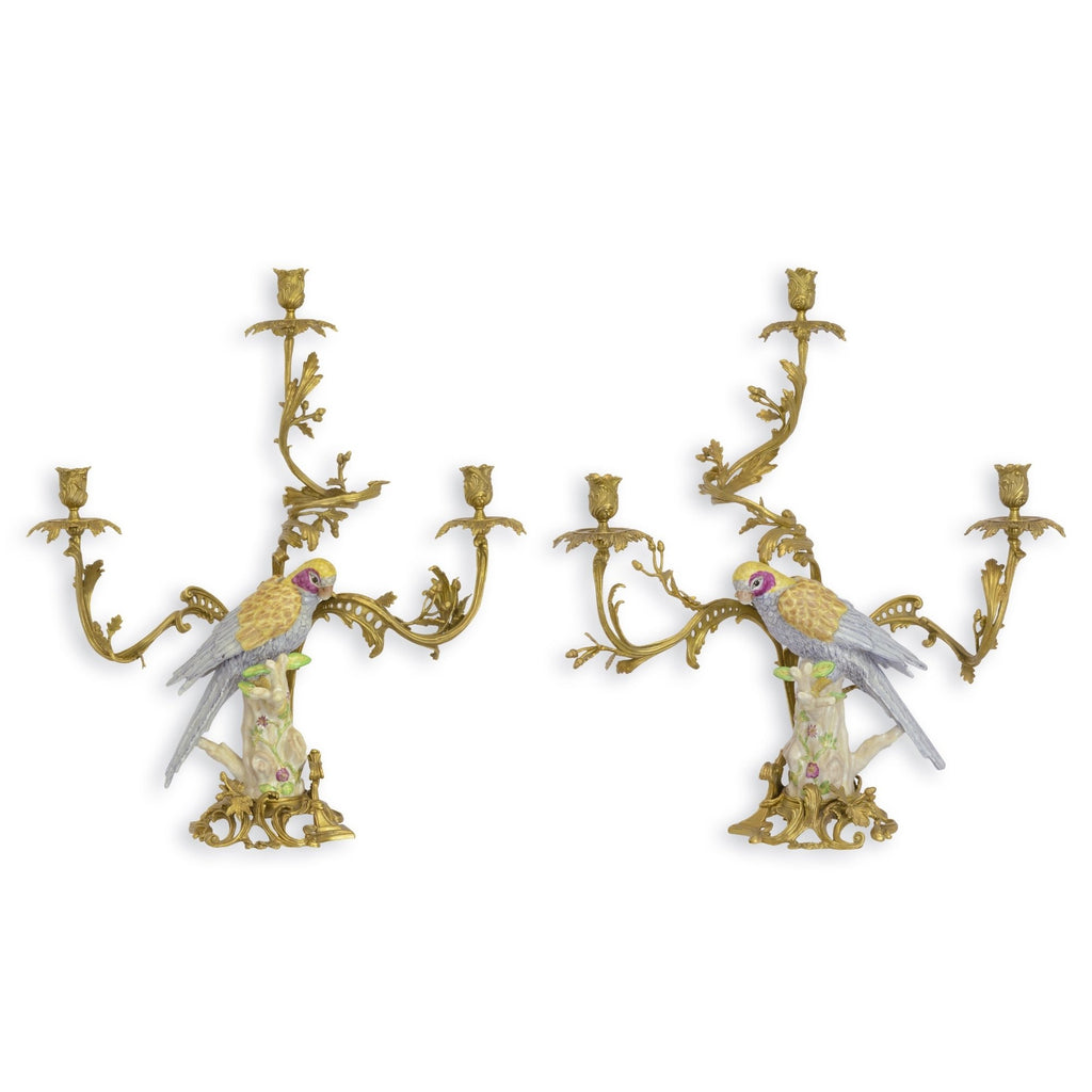Set porseleinen papegaaien kandelaars met bronzen/vergulde monturen – 65 cm – VntiQue