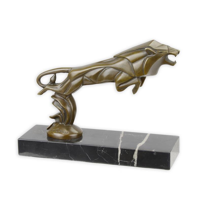 Bronzen sculptuur van springende leeuw op zwarte marmeren sokkel – 16,9 cm – VntiQue