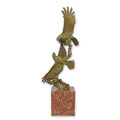 Bronzen beeld twee jagende adelaars, bruin/groene patina op marmeren sokkel – 84,4 cm – VntiQue