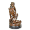 Bronzen sculptuur vrouwelijk naakt op marmeren sokkel – 31,5 cm – VntiQue